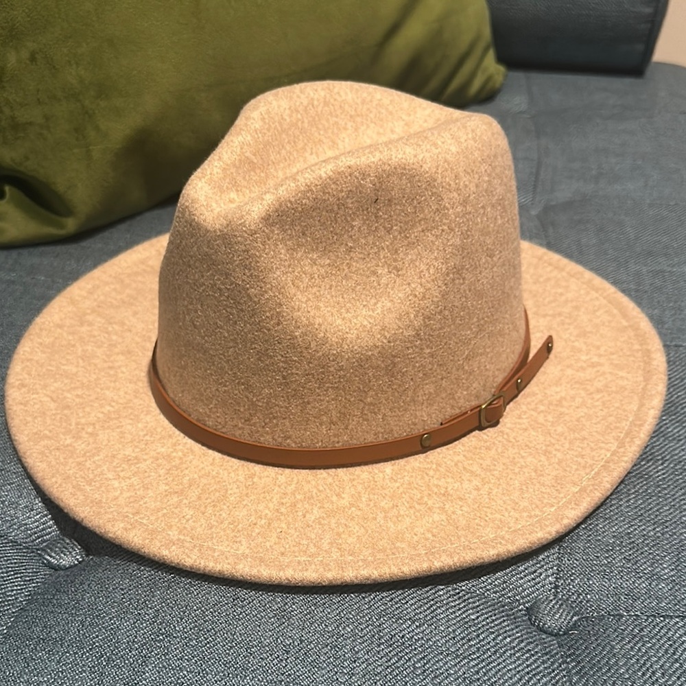 Classic Tan Fedora Hat